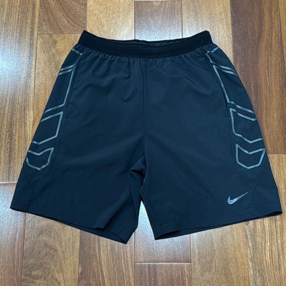 Men's Nike Vapor Flex Woven Training Shorts 8" Ins, Black, M 684825-011